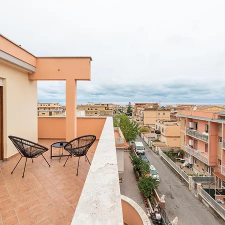 Centrale E Tranquillo - Vista Mare E Roma & Apt *